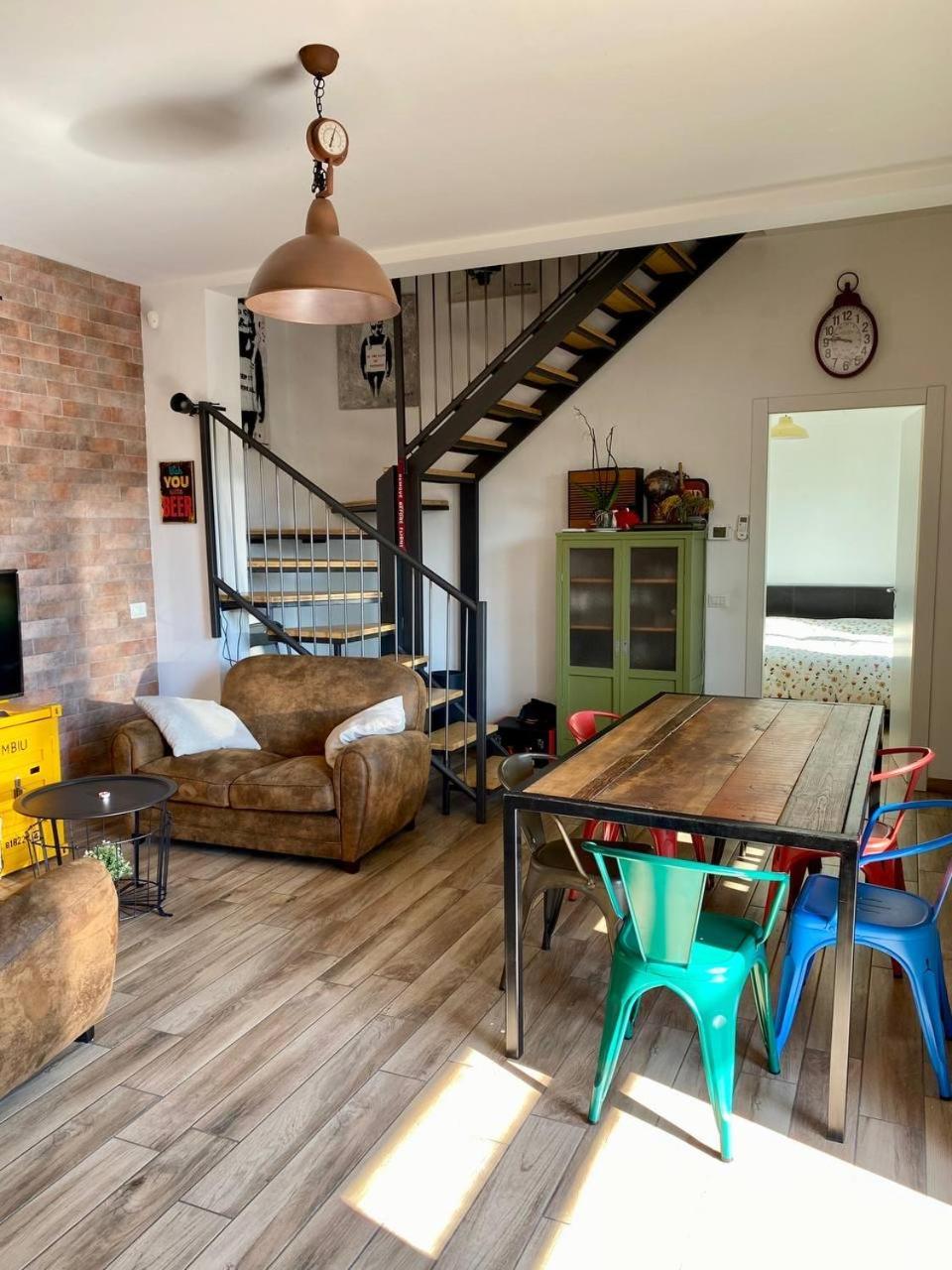 Cassano MagnagoRuti'S Houseアパートメント エクステリア 写真